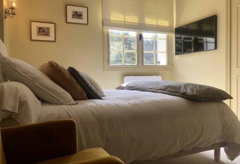 Номер Deluxe, Maison Blanche