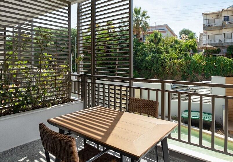 Студия Стандарт, Eco Green Residences & Suites