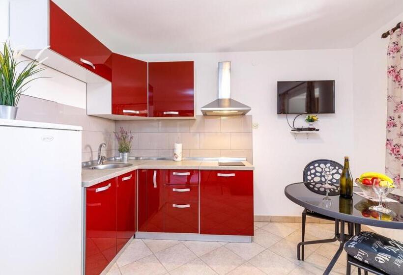 Апартаменты 1 Спальня, Apartments Mirjana Medulin