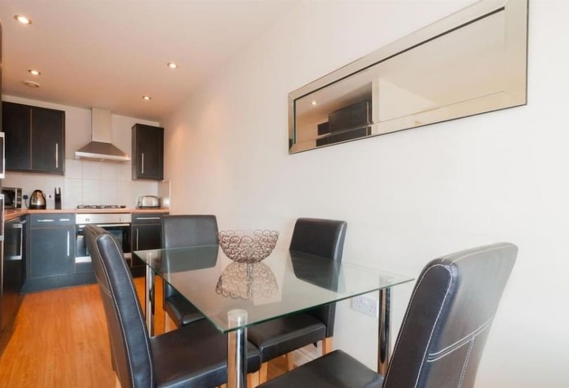 2-Bedroom Classic Apartment, Letsby At Home   Cypress Point
