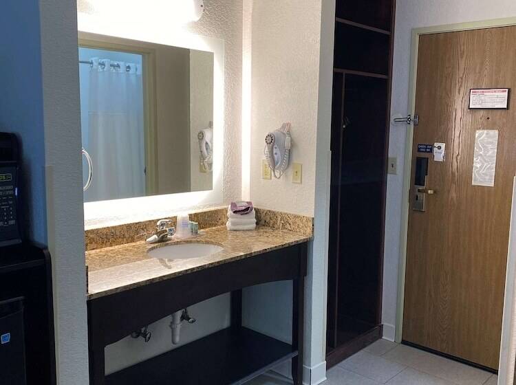 Люкс, Best Western Celina