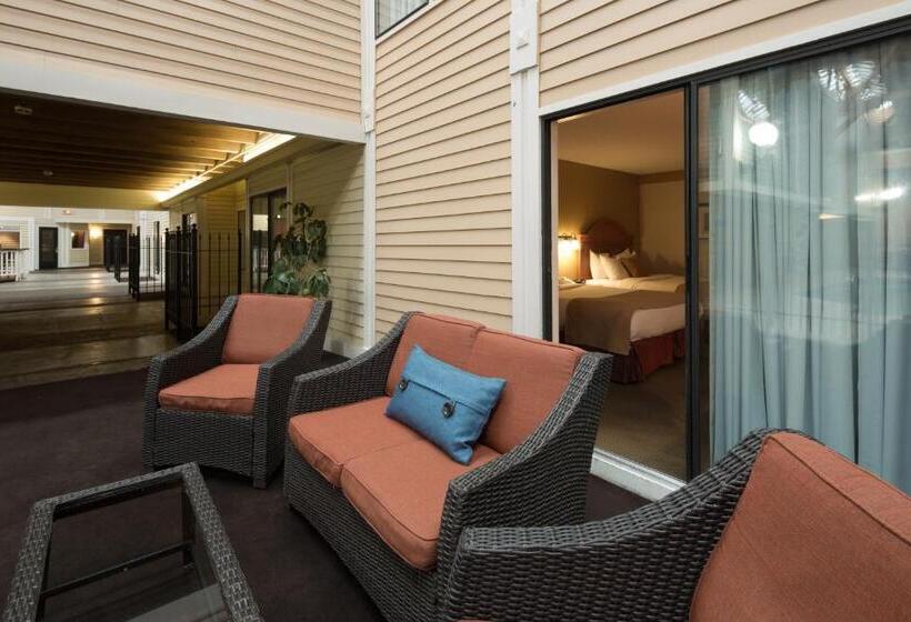 Номер Стандарт Вид на Бассейн, Best Western Plus Como Park