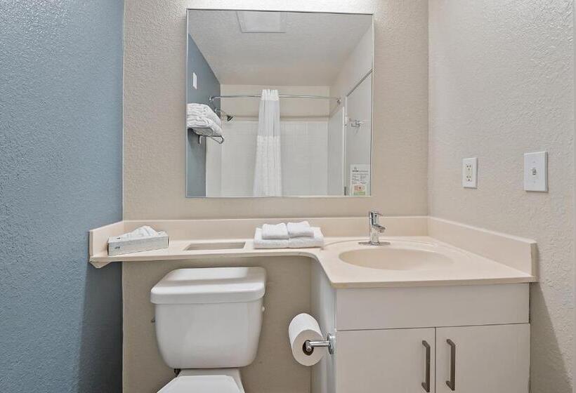 스탠다드 스튜디오, Extended Stay America Suites  Miami  Airport  Blue Lagoon