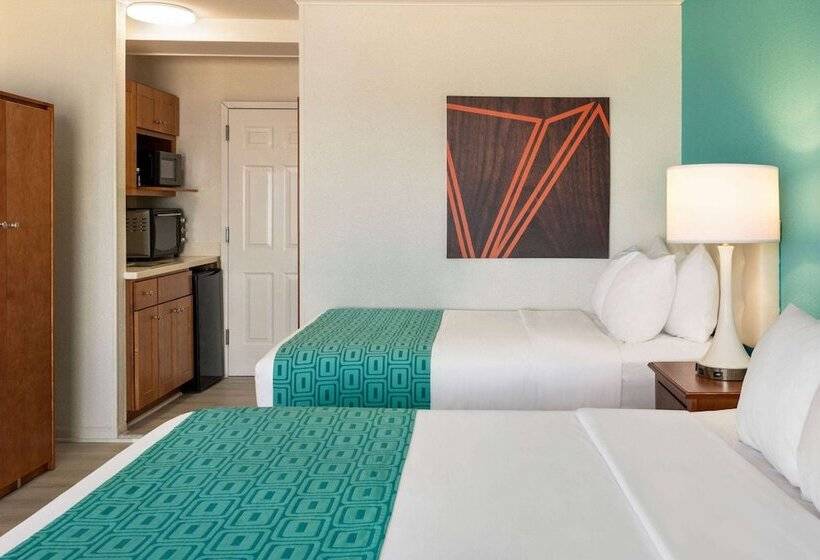 ２ダブルベッドのスタンダードルーム, Howard Johnson By Wyndham Ocean City Oceanfront