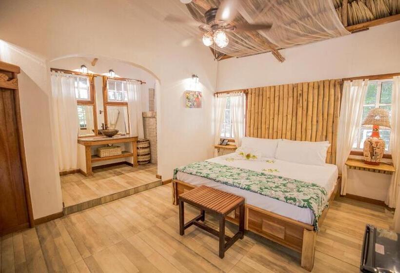 اتاق استاندارد, Falling Leaves Lodge
