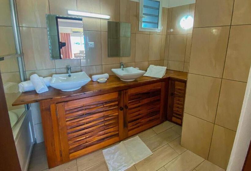 اتاق استاندارد با چشم‌انداز دریا, Orangea Beach Resort