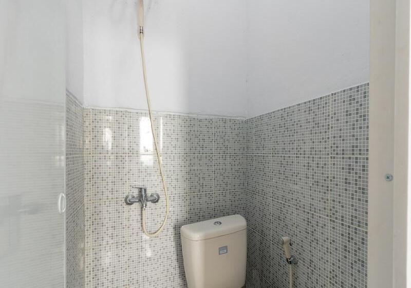 Номер Стандарт, Reddoorz Plus Near Taman Rasuna Menteng