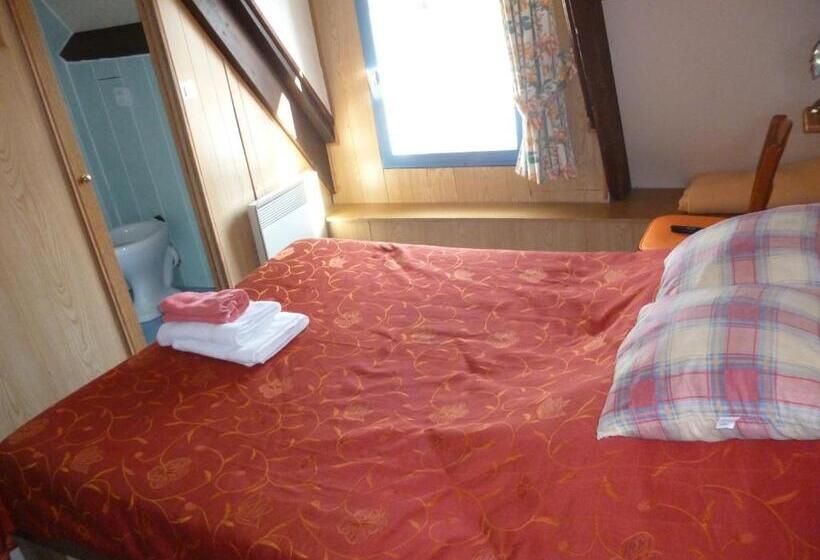 Номер Стандарт, Auberge Des Etangs