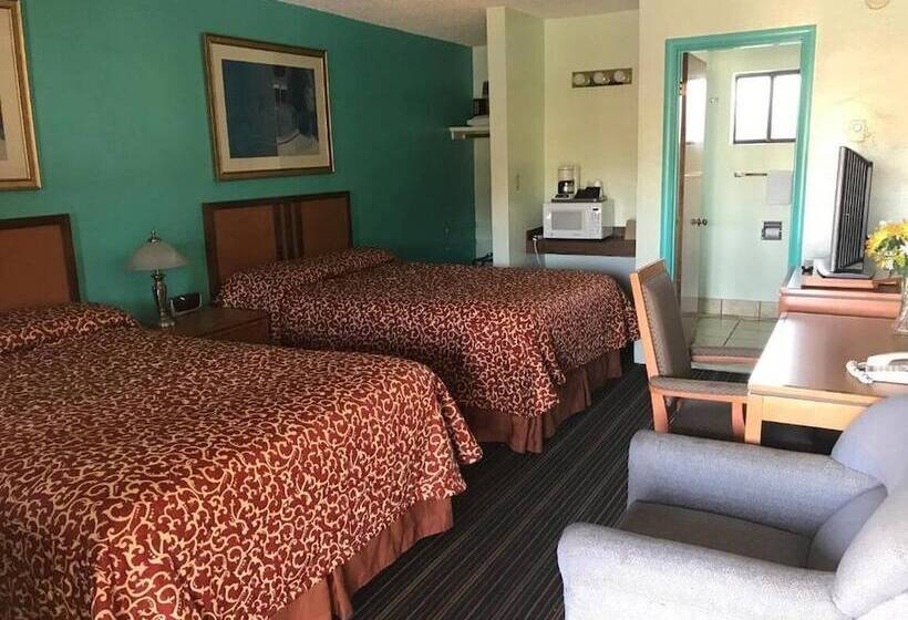 Номер Стандарт 2 Двуспальные Кровати, Klamath Motor Lodge