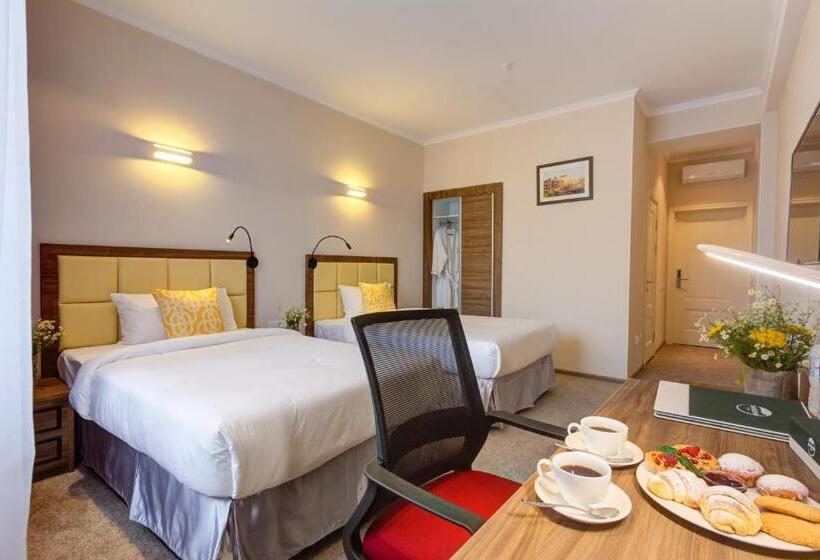 اتاق لوکس, Garden Hotel & Spa