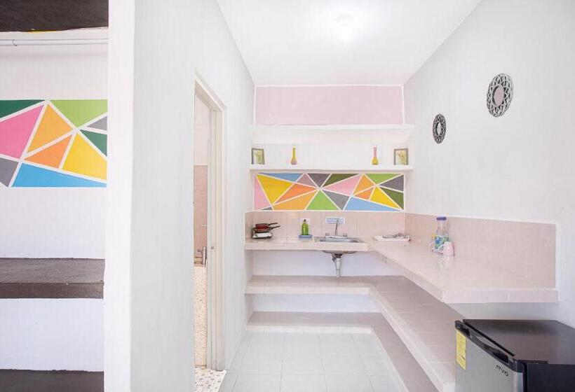 اتاق لوکس, Casa Ariana