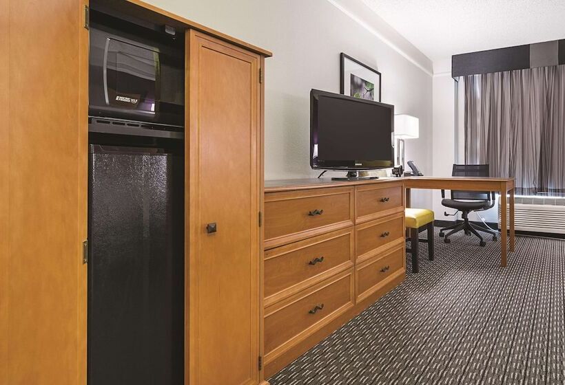 Номер Deluxe, La Quinta By Wyndham Phoenix Mesa West