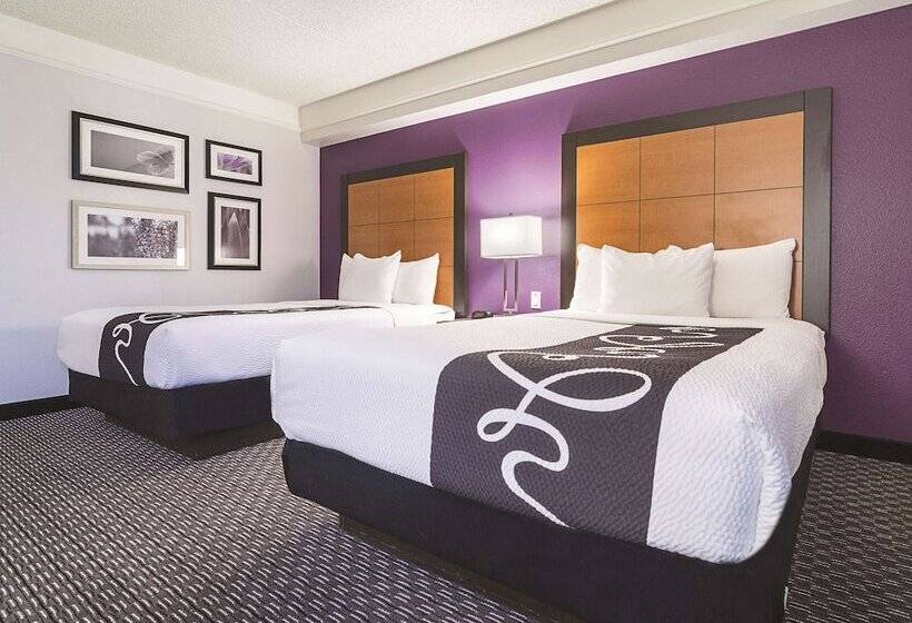 Номер Deluxe, La Quinta By Wyndham Phoenix Mesa West