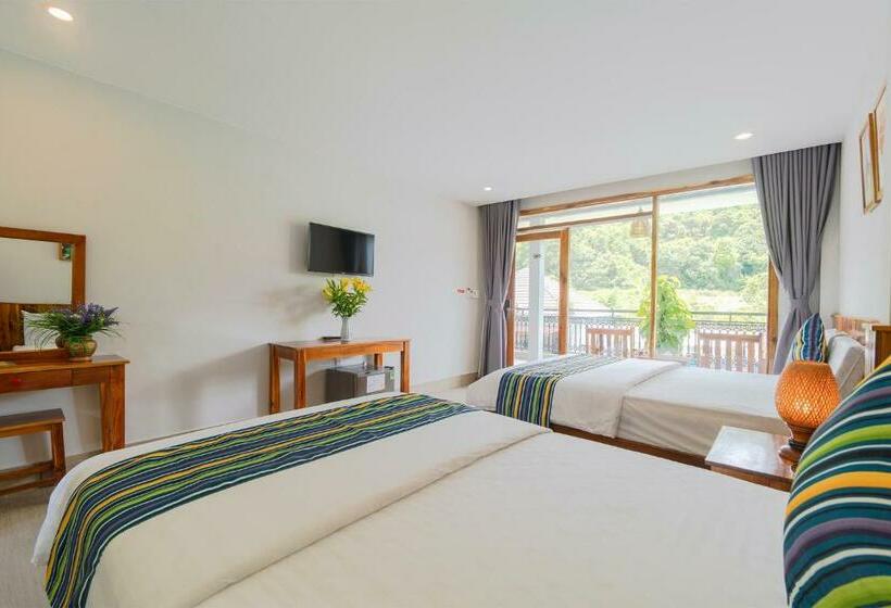 اتاق لوکس سه تخته, Suối Mây Phú Quốc Garden Resort   Full 24h Stay
