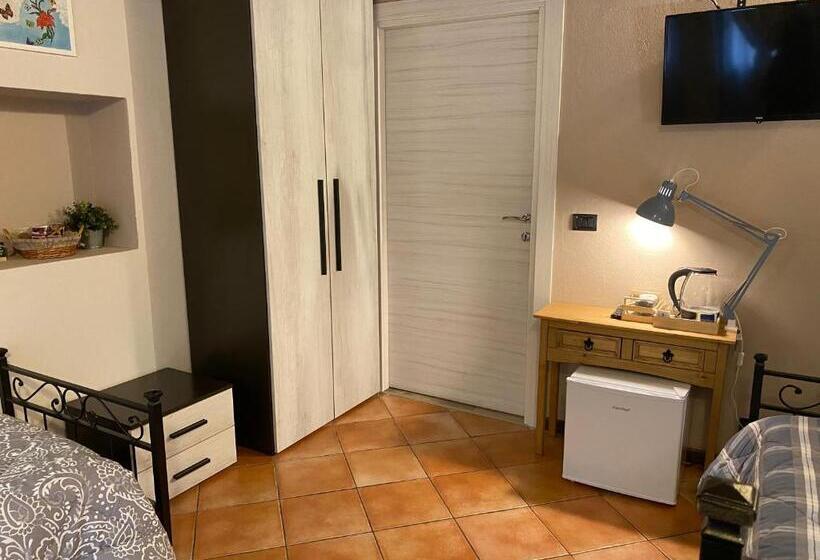 Номер Стандарт, La Casina
