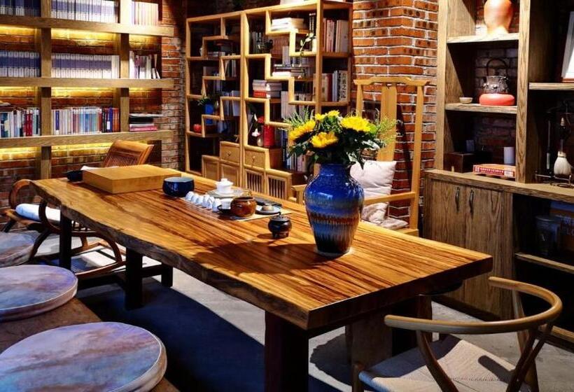 Номер Стандарт Вид на Сад, Floral Tengchong Mountain Residence