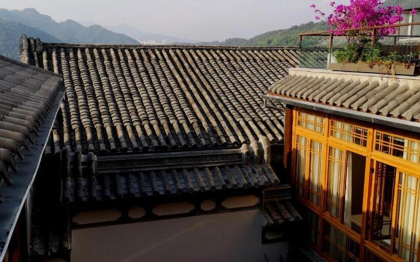 Номер Стандартный с Видом, Floral Tengchong Mountain Residence