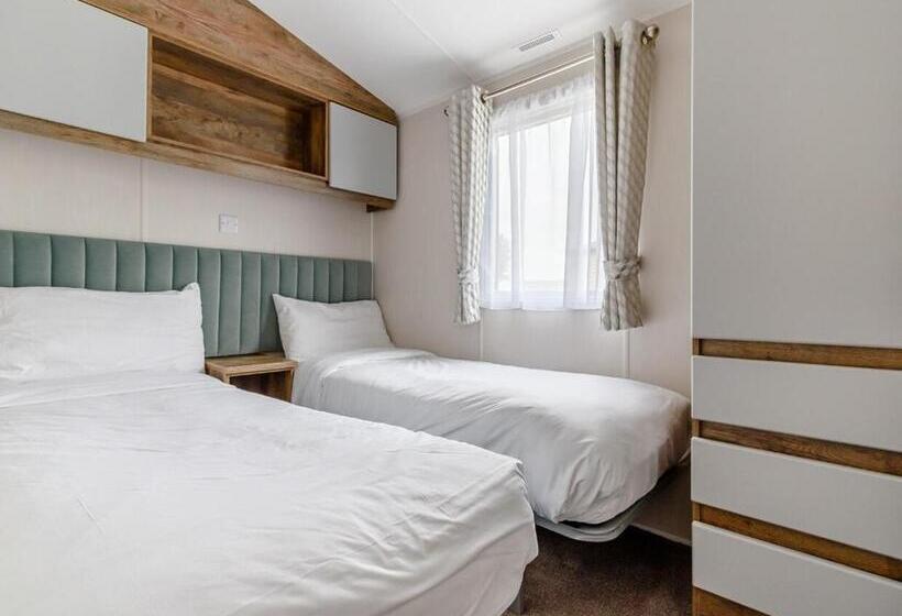 Дом 3 Спальни, Grange Leisure Park