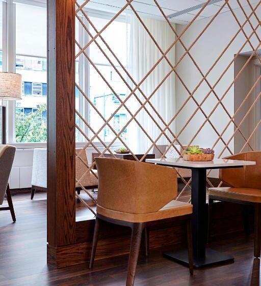 キングサイズベッドのスイートルーム, New York Marriott At The Brooklyn Bridge