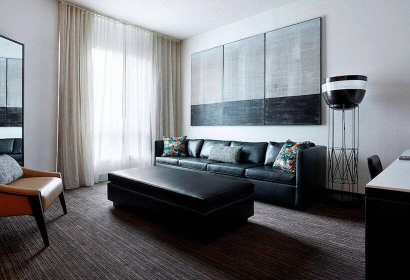 スイート, New York Marriott At The Brooklyn Bridge