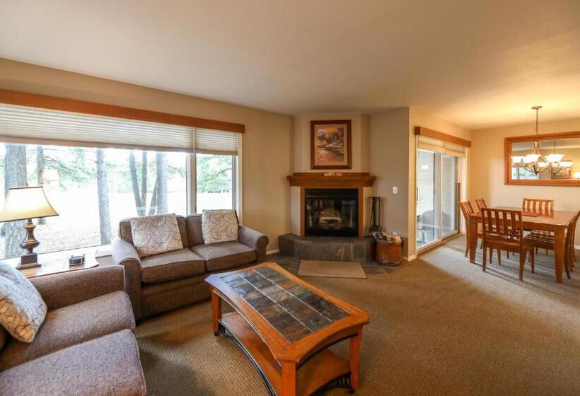 Апартаменты 2 Спальни, Meadow Lake Resort & Condos