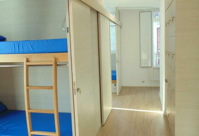 Номер Стандарт Четырехместный Совместный Санузел, Hostel Albergue O Mesón