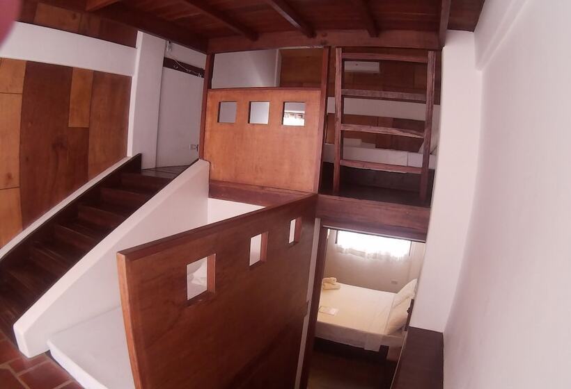 غرفة عائلية, Boracay Coco Huts
