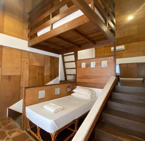 غرفة عائلية, Boracay Coco Huts