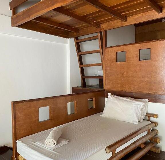 غرفة عائلية, Boracay Coco Huts