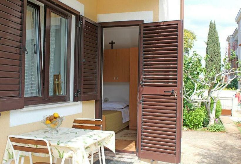 Номер Стандарт с Террасой, Rooms Teklić
