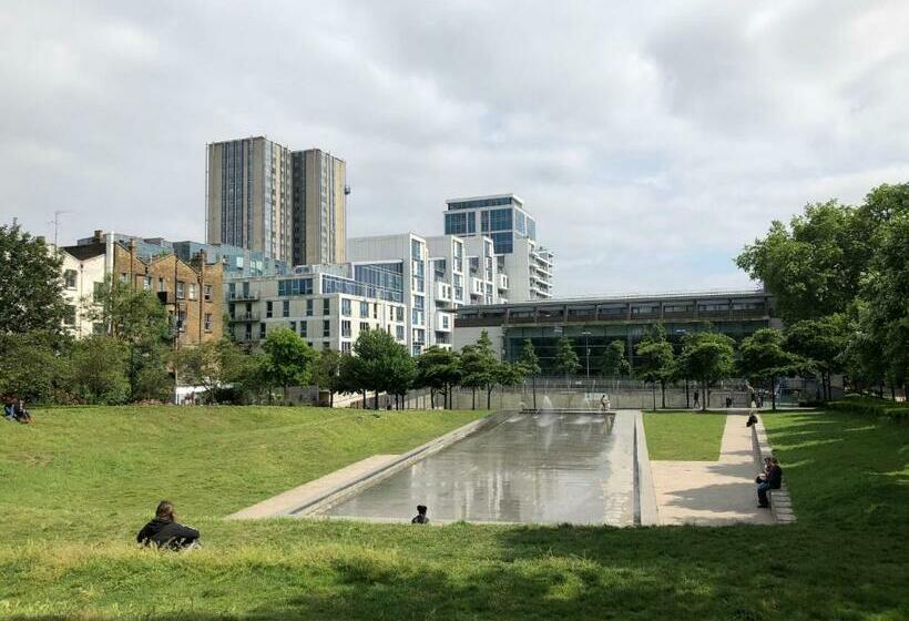 带共用浴室的标准房间, Bray Apartment