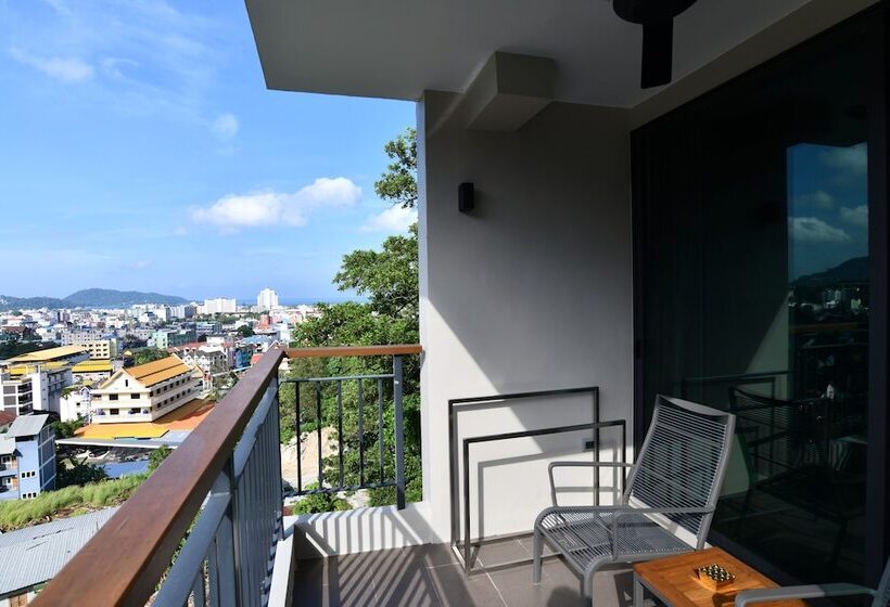 Havuz Manzaralı Süit, Skyview Resort Phuket Patong Beach