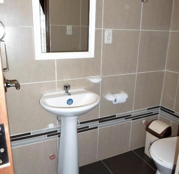 سوییت, Hostal Kurmi   Coroico