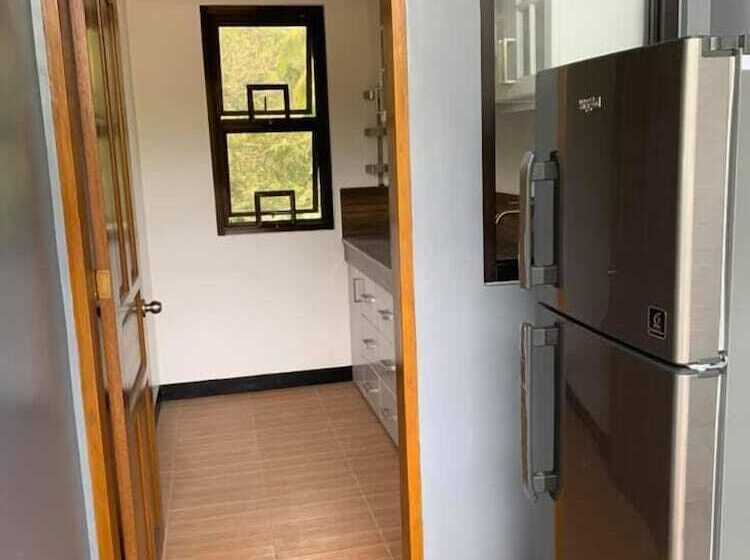 1 Sovrums Deluxe Lägenhet, Tatay Seseng S Apartment