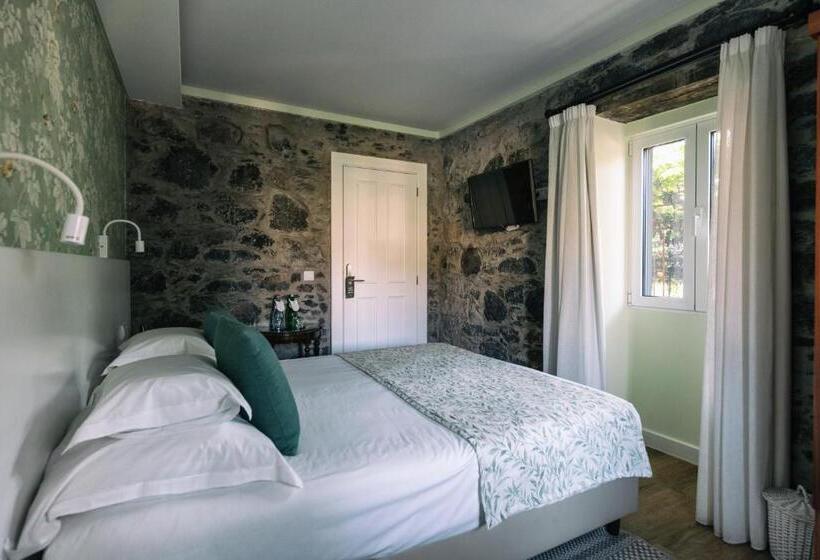 Номер Стандарт, Quinta Da Saraiva