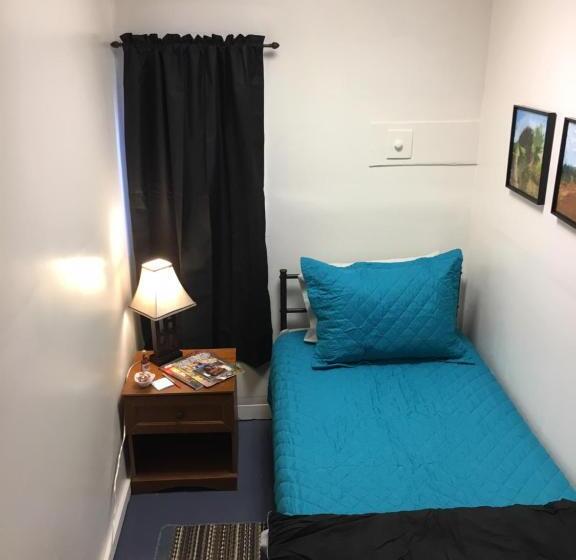 Номер Стандарт Индивидуальный, Art Gallery Hostel