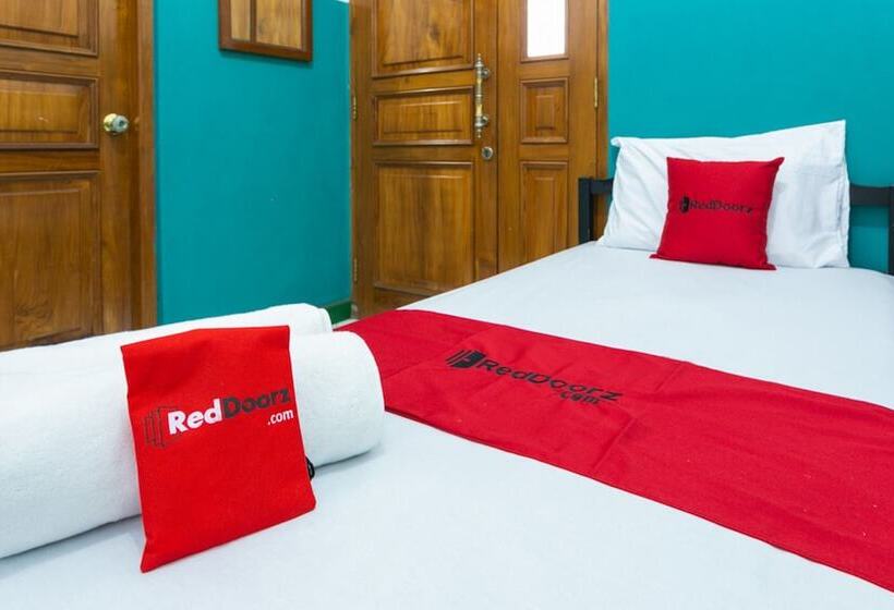 스탠다드 룸, Reddoorz Syariah Near Alun Alun Magelang Bayeman