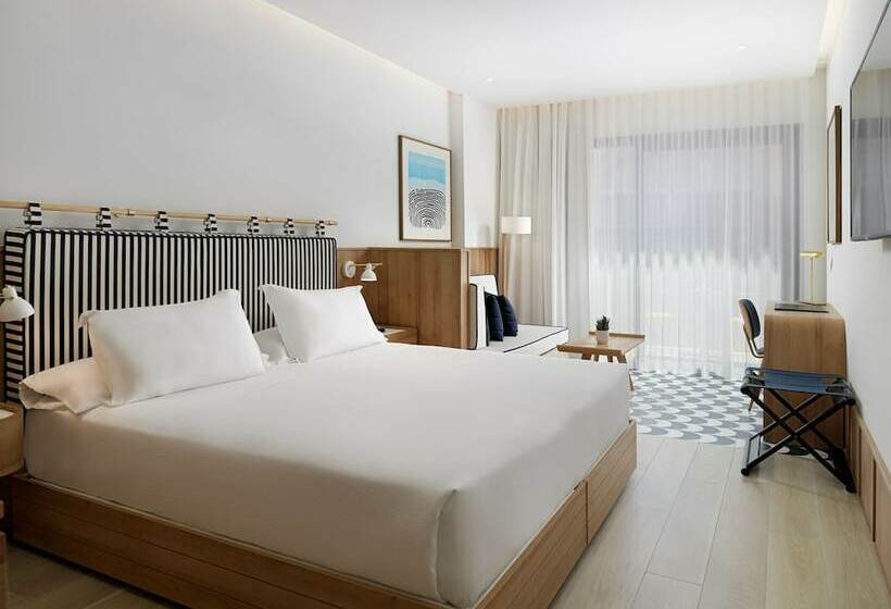 Классический номер с террасой, H10 Porto Poniente 4* Sup