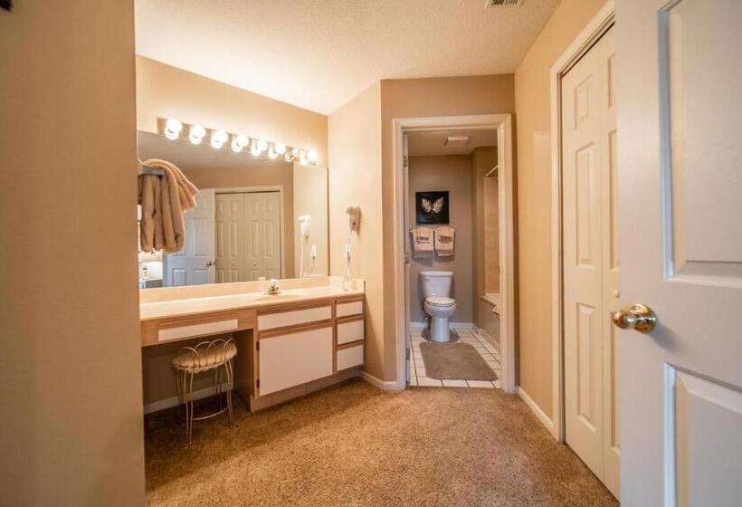 Апартаменты Deluxe 2 Спальни, Pointe Royale Golf Resort