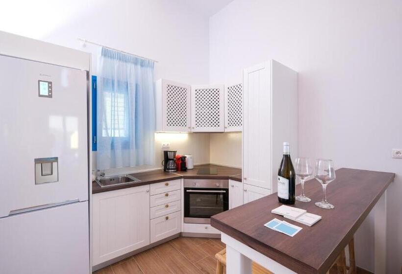 Дом 1 Спальня, Aelia Collection Suites   Adults Only