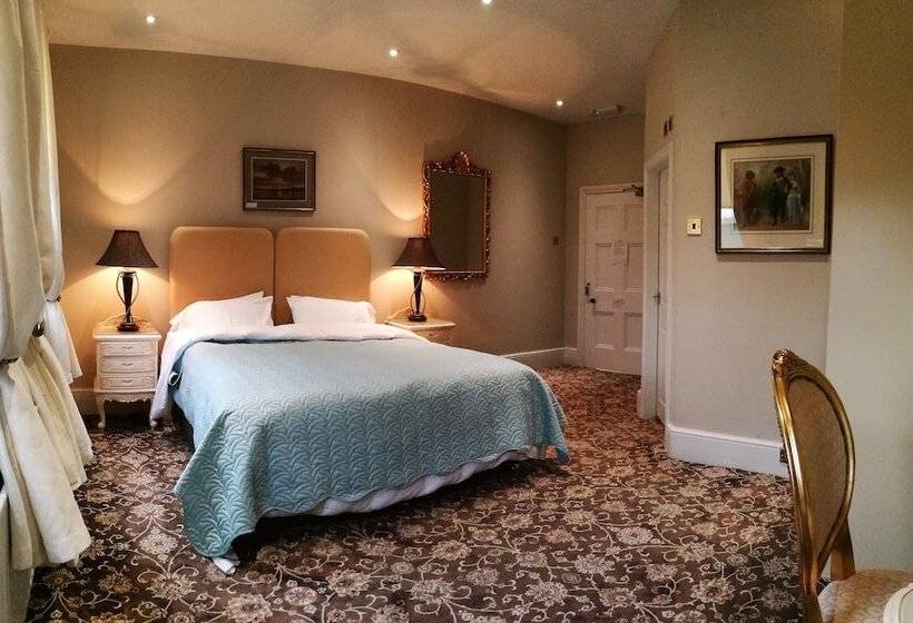 Номер Стандарт, Alfreton Hall