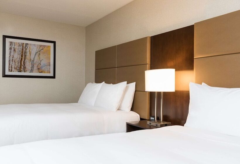 Номер Deluxe, Doubletree By Hilton Pleasant Prairie Kenosha