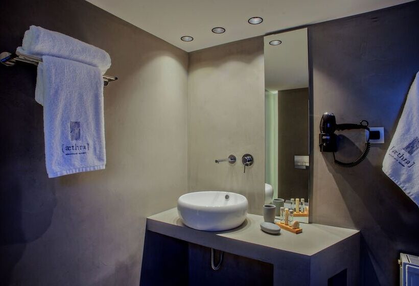 غرفة قياسية رباعية, Aethra Boutique Rooms
