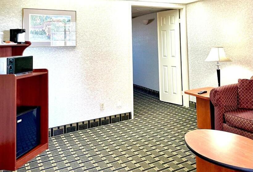 套房, Ramada By Wyndham South El Monte