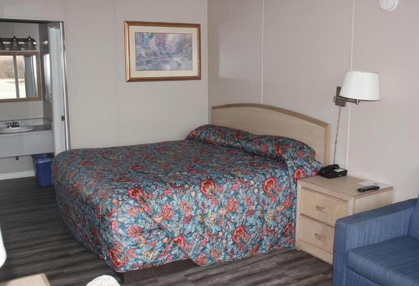 带大床的标准工作室, Red Carpet Inn  Louisville