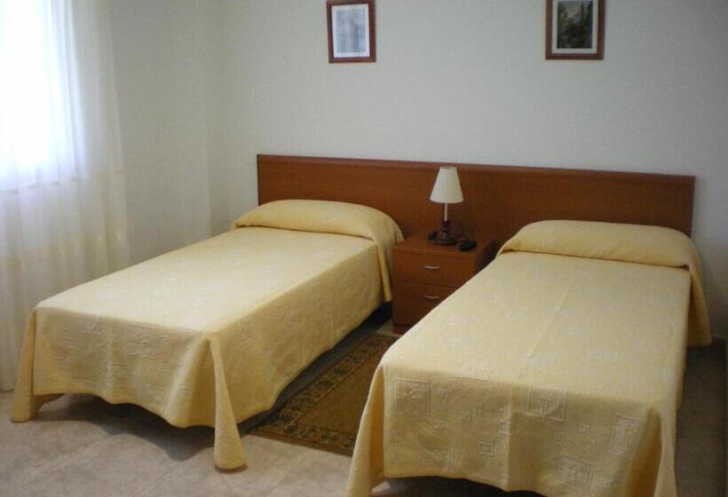 Номер Стандарт, Pension As Termas