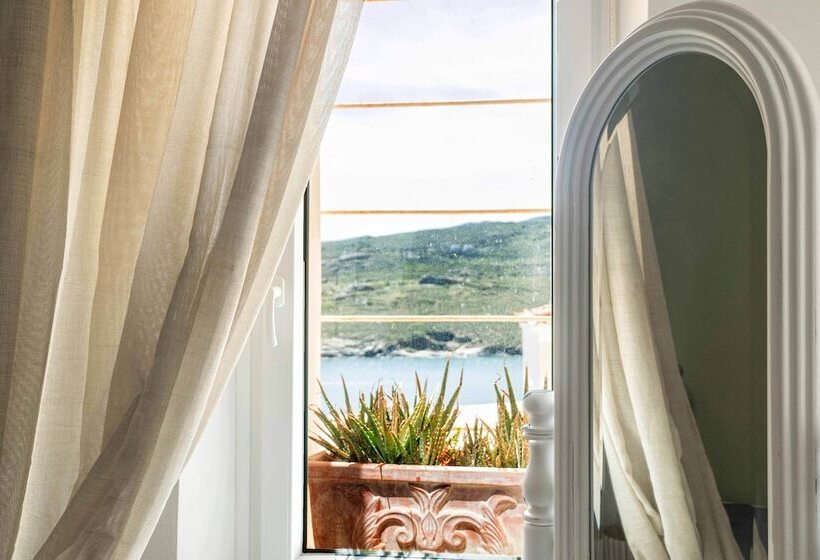 Люкс Вид на Море, Castel Abaso Boutique Apartments By Explore Andros