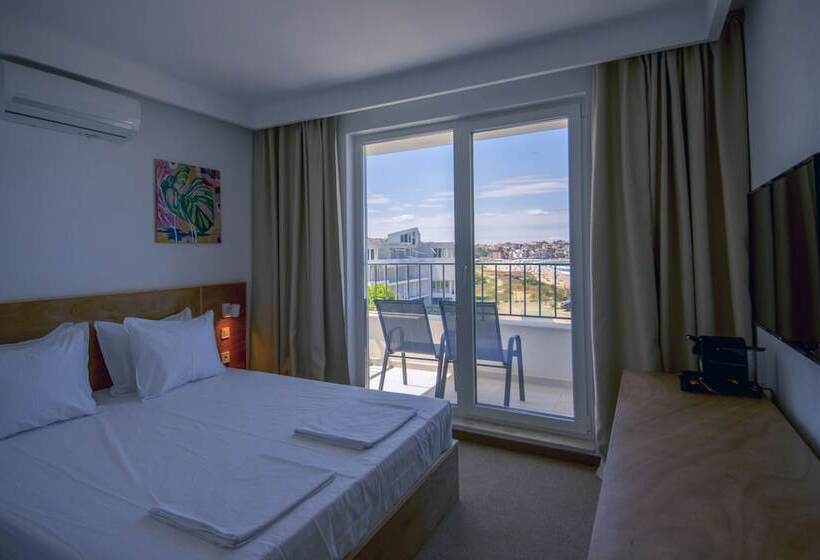 Deluxe Room View Sea with Balcony, Ji