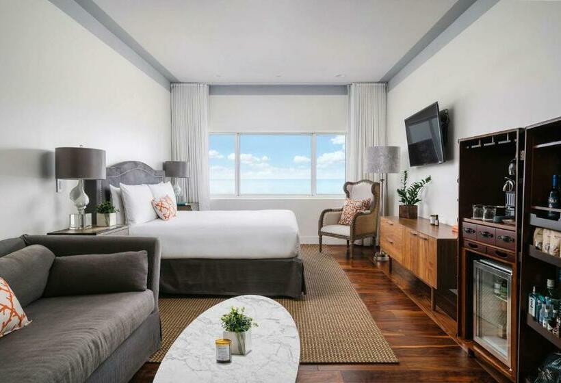 Номер Deluxe Кровать Кинг, Nautilus Sonesta Miami Beach