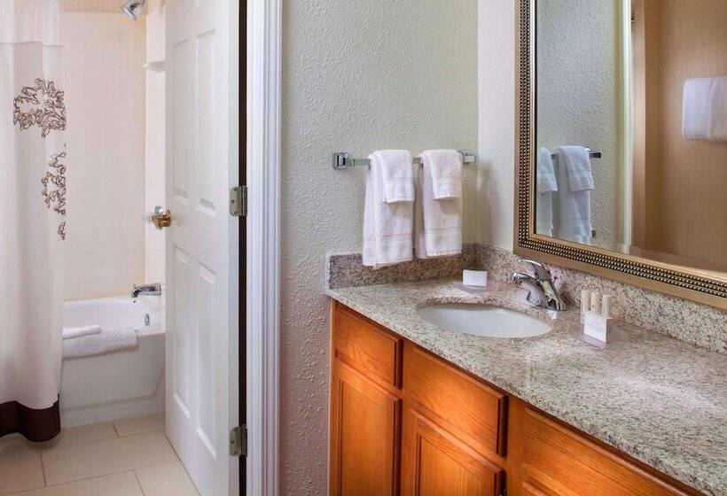 스위트, Sonesta Es Suites Birmingham Homewood